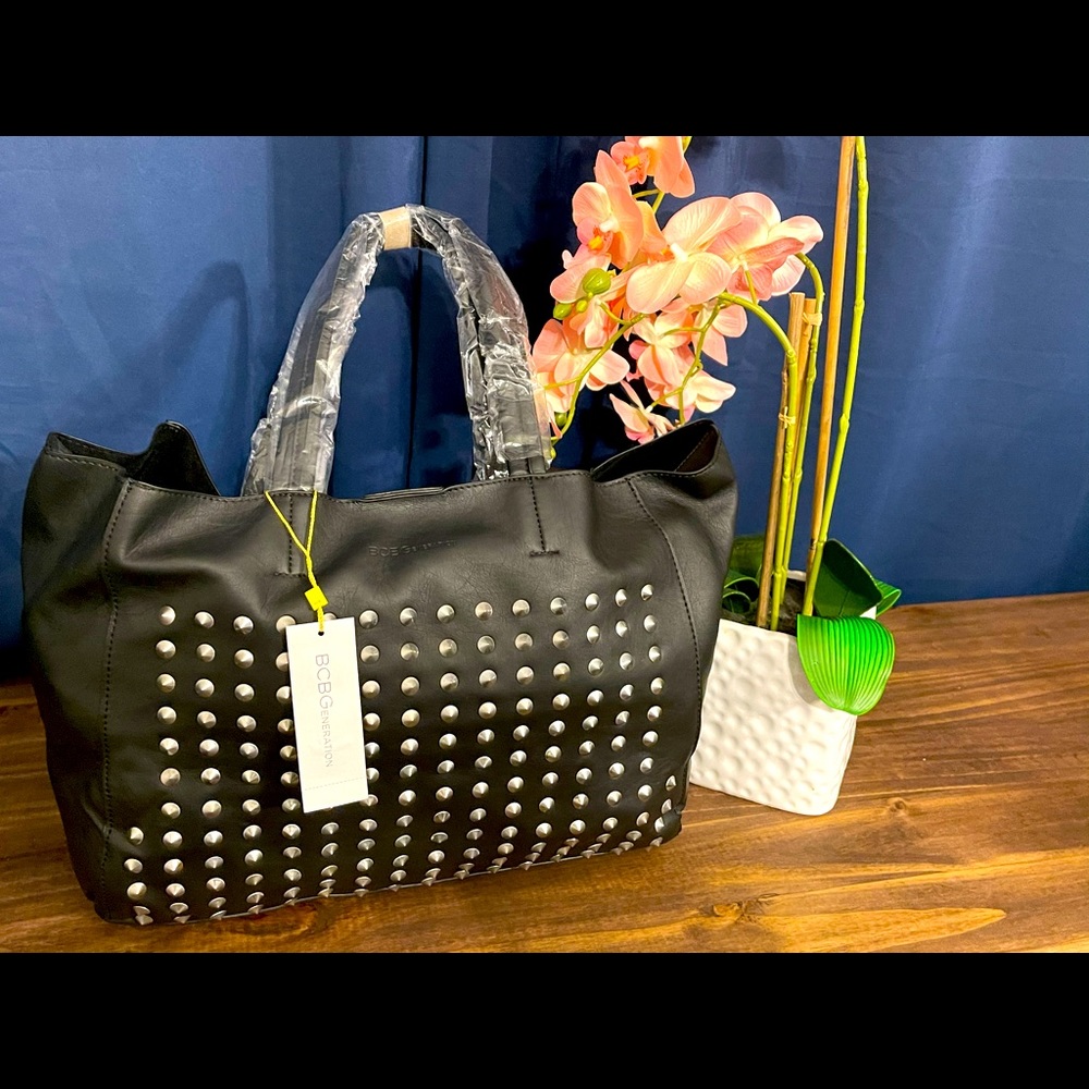 BCBGeneration The Wild and Free Tote shoulder bag